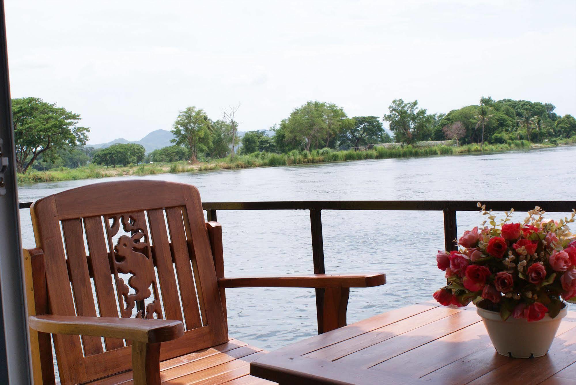 Tara Raft Otel Kanchanaburi Dış mekan fotoğraf
